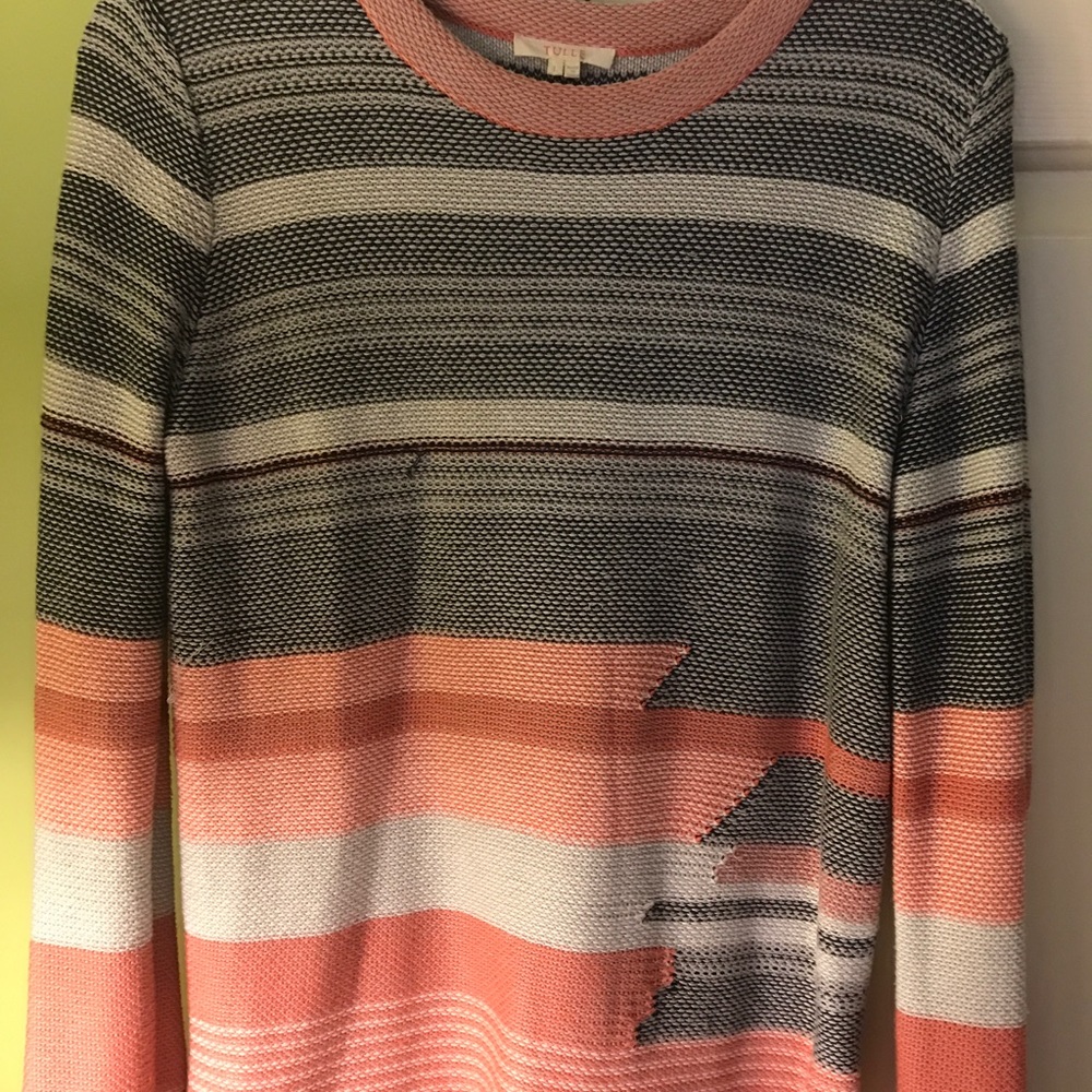Cute patterned sweater!